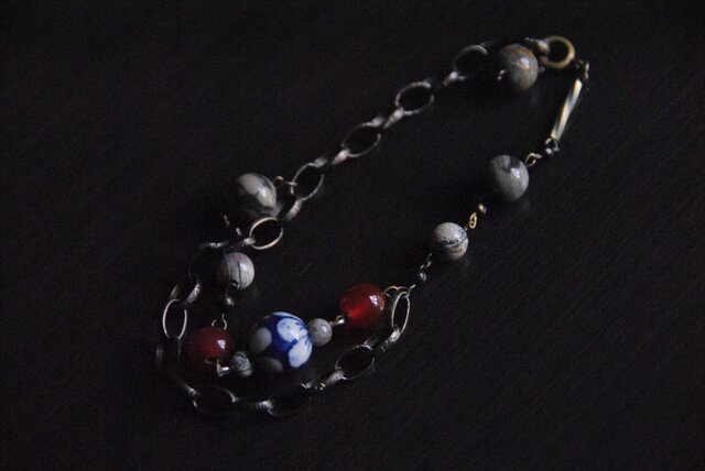 『Japanesque』ジャパネスク〜アンティークブレスレット(Silver leaf and Red agate)〜の画像1枚目