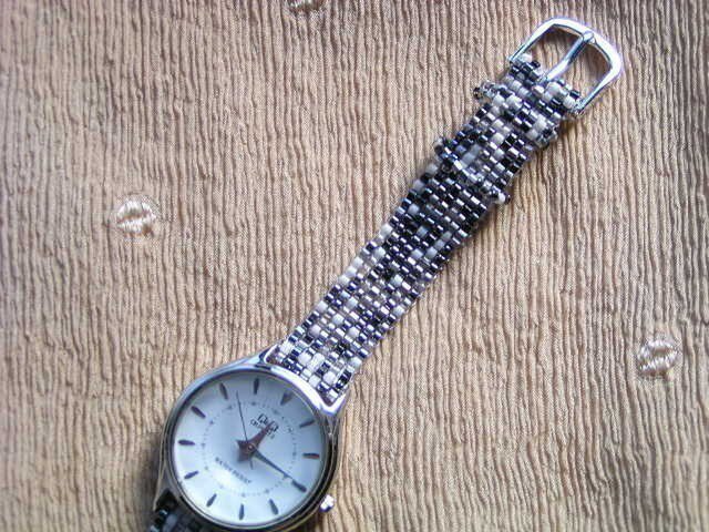 ビーズ織の時計ベルト（12mm）ストーン柄 ベルトのみ iichi 日々の暮らしを心地よくするハンドメイドやアンティークのマーケットプレイス