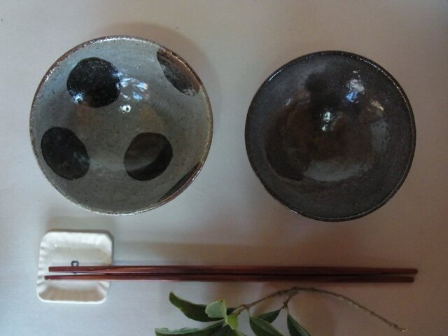ドット柄飯椀 (中)の画像1枚目