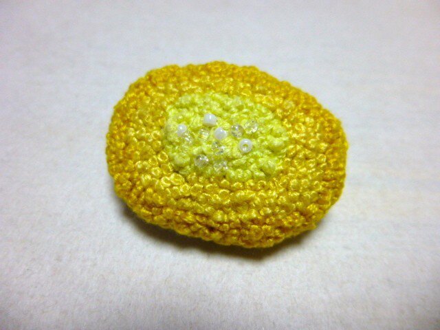 たんぽぽ公園のブローチの画像1枚目