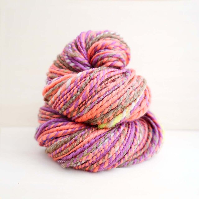 手紡ぎ糸｜50g/合太｜おとぎの国の木