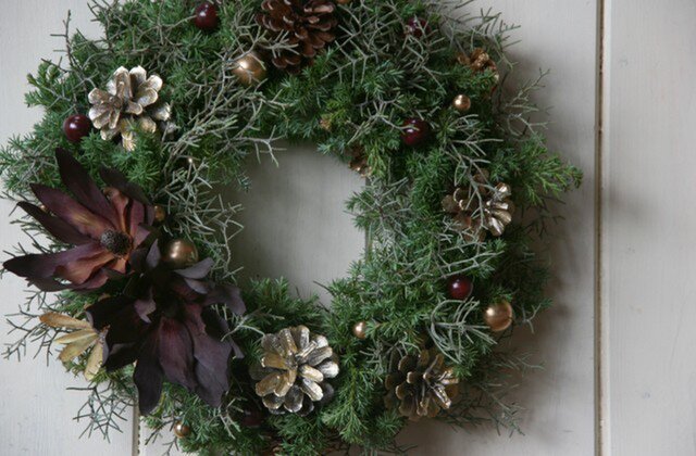 リューカデンドロンのリース | iichi 日々の暮らしを心地よくする