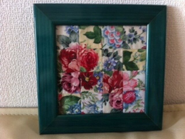 花のパッチワーク額の画像1枚目