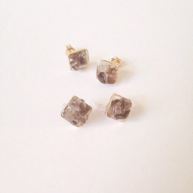 【pebble series】square スモーキークォーツ　ピアス/イヤリング