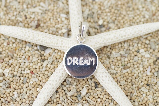 DREAMシルバーペンダントトップの画像1枚目