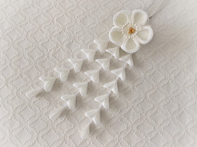 かんな様　ご注文　藤の花　つまみかんざし　つまみ細工　藤娘 かんな様 ご注文 藤の花 つまみかんざし つまみ細工 藤娘 かんな