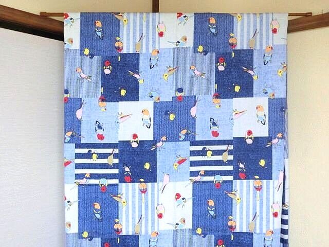 受注製作 暖簾 カフェカーテン 可愛いインコ柄 | iichi 日々の