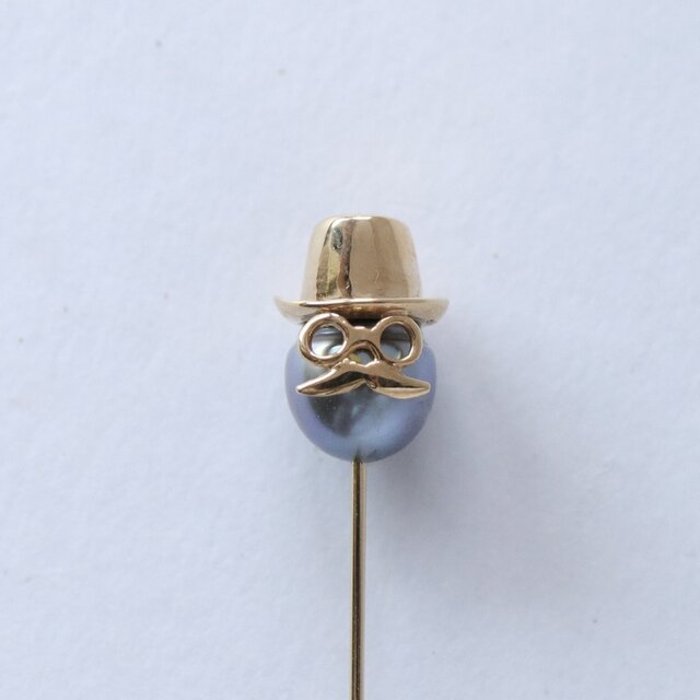 タヒチパール黒蝶真珠のパール紳士のピンブローチ | iichi 日々