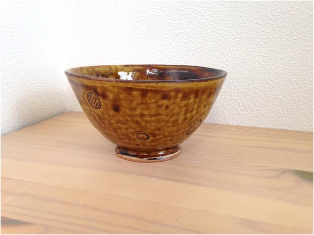 飴釉ドット茶碗①の画像1枚目