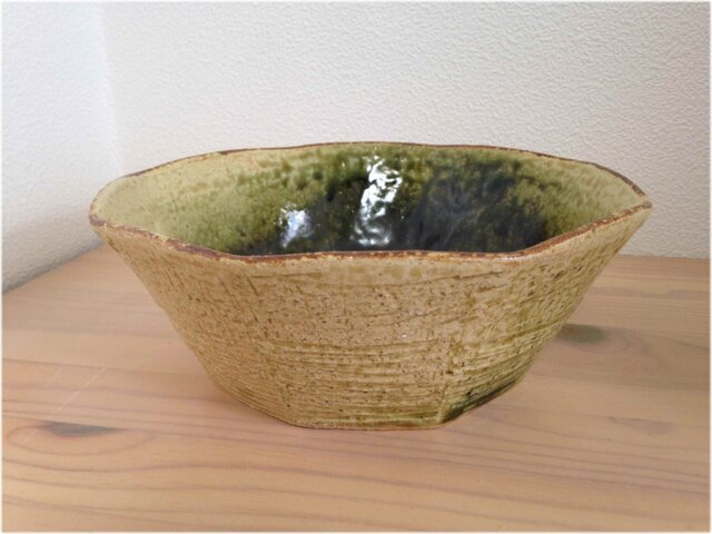 織部角鉢の画像1枚目