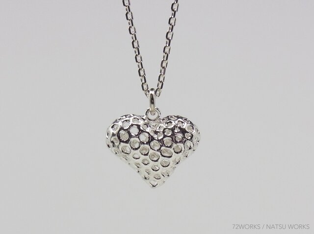 Line Heart Necklaceの画像1枚目