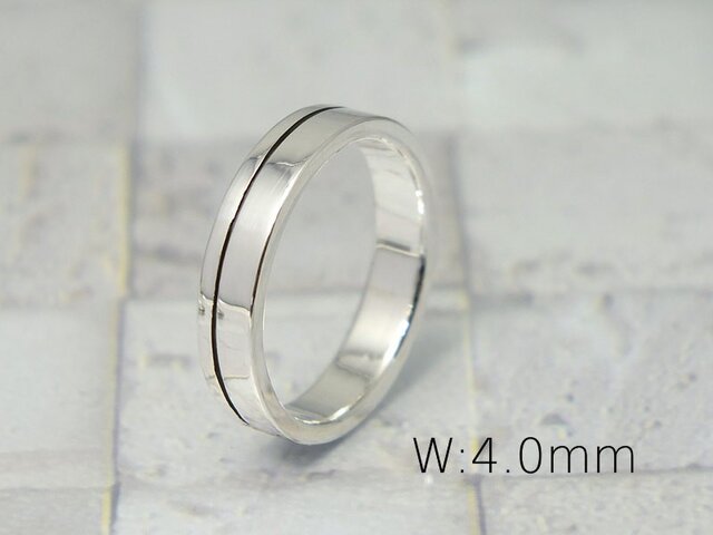 R-LineW4 --平打ちリング "ライン" 幅4mm<鏡面/ツヤ消し 選択可>の画像1枚目