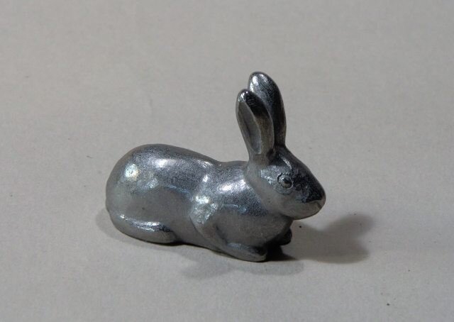 うさぎ① うさぎ（横） | iichi 日々の暮らしを心地よくするハンドメイドや