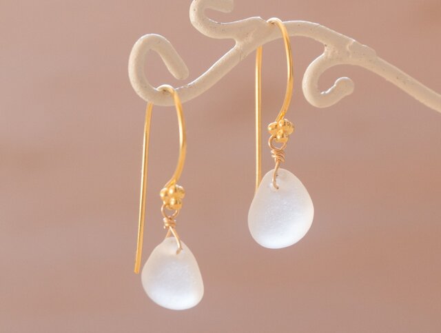 sea glass Pierce3*(14kgf)/シーグラス・ビーチグラスの画像1枚目