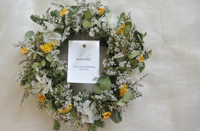 season wreath.冬と春の間の画像1枚目