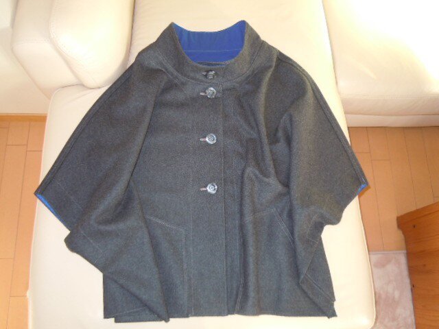 イタリア製ウール マント風コート | iichi 日々の暮らしを