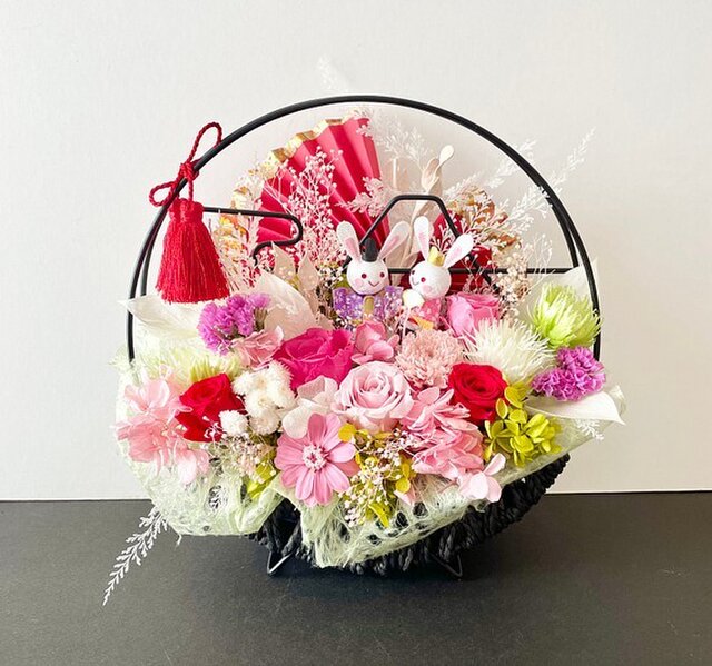 受注制作フライングカップフラワーアレンジメント