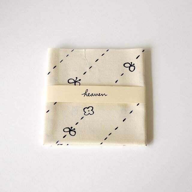 ちょうちょのお散歩ストライプ てぬぐい 紺色（ａ）