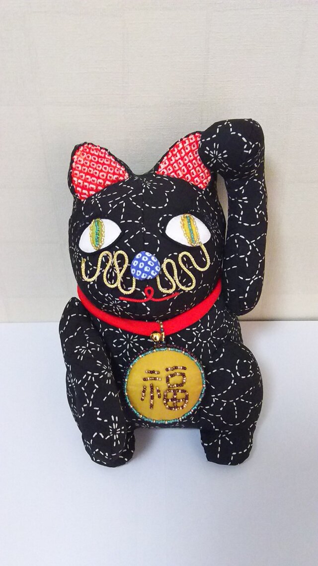 招き猫 (もみじ黒)の画像1枚目