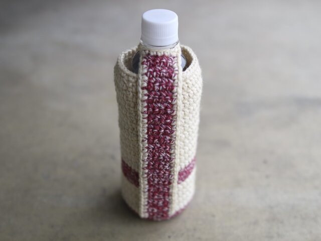 ニット編みの500mlペットボトルホルダー ストラップ付き | iichi 日々