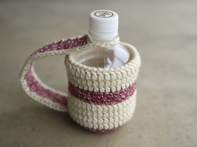 ニット編みの500mlペットボトルホルダー ストラップ付き | iichi 日々