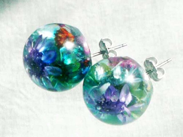 春待ちピアス multiの画像1枚目