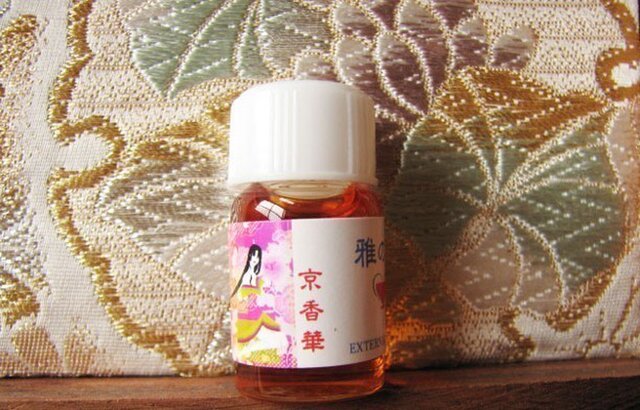 雅の華-3ml入りボトル香油(ドロッパー無し)の画像1枚目