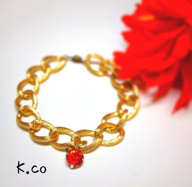 【bracelet】 Red × Goldの画像1枚目