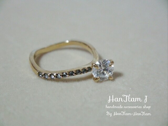 【HanTtam J】 gold cubic zirconia ring (ギフト ラッピング付き)の画像1枚目