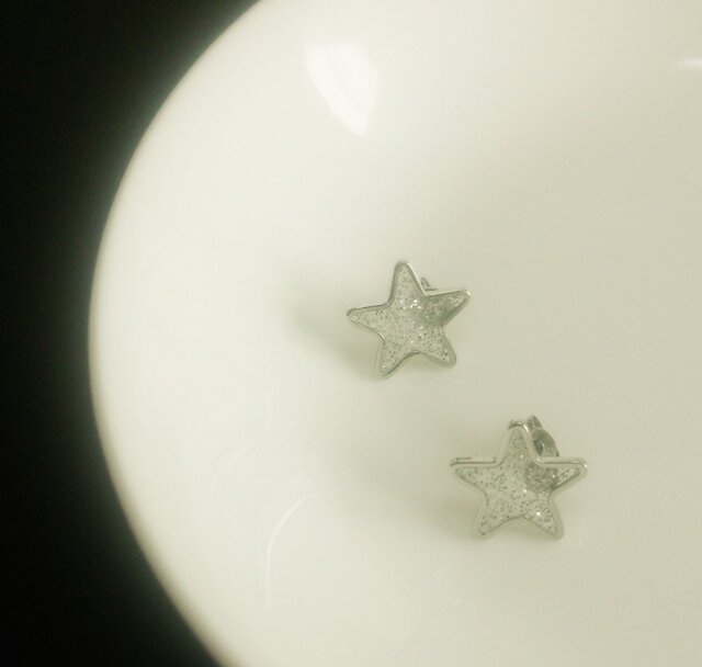 星型ピアス*silverの画像1枚目