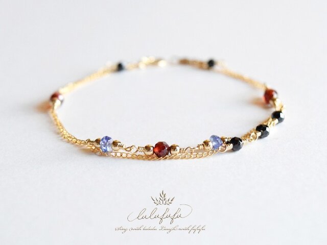 ゴシックカラー天然石のブレスレット~twinkle braceletの画像1枚目