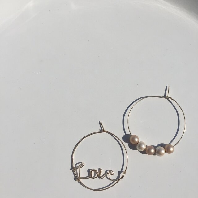 14kgf Love フープピアスの画像1枚目