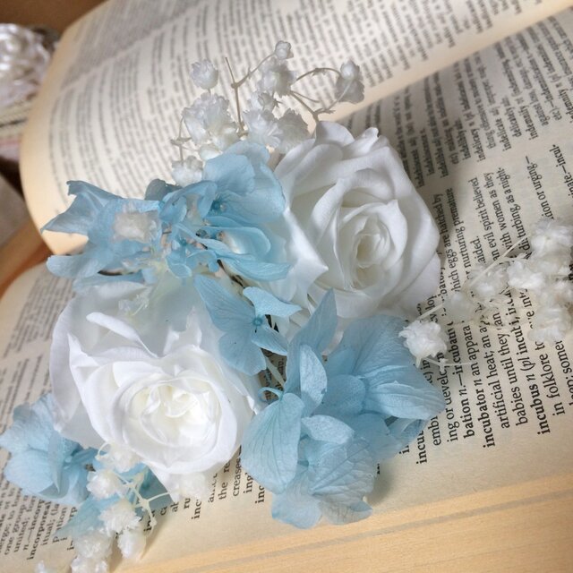 大輪バラのサムシングブルー髪飾り☆プリザ☆ | iichi 日々の暮らしを 