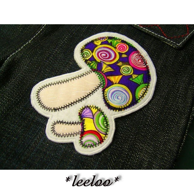 ★毒きのこ1★アップリケ刺繍ワッペン★アイロン接着★の画像1枚目