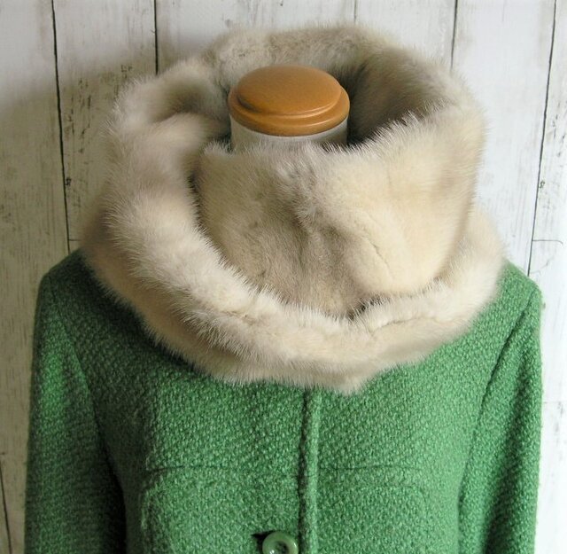 ¶ new antique fur ¶ ヴァイオレットミンクゆったりnejiriスヌード「elegante」の画像1枚目