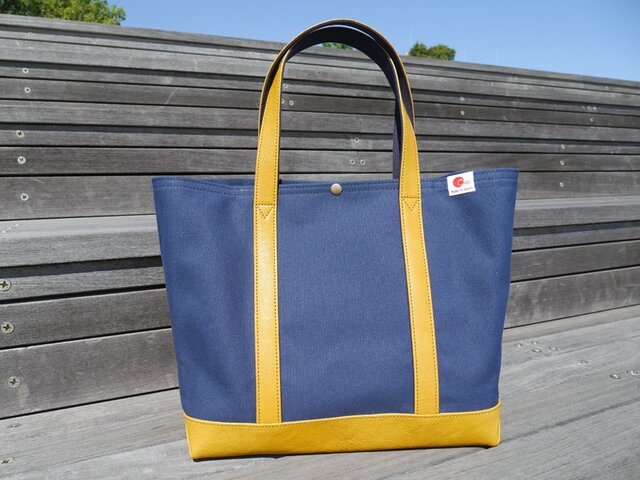 革と帆布のトートバッグ ロイヤルカラー (マスタード) 【Large】の画像1枚目