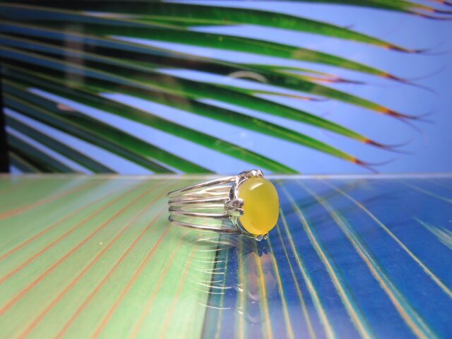 Leaf of Palm 4 ヤシの葉とイエローアゲートのリングの画像1枚目