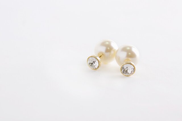 1粒スワロフスキー&16mmパールキャッチピアス crystalの画像1枚目