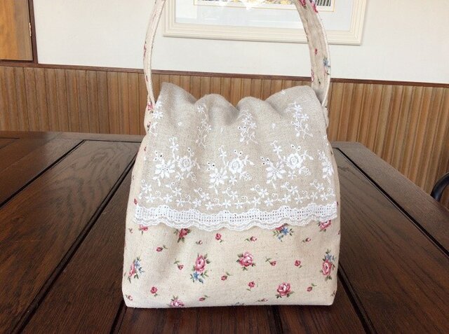 20%OFF~綿麻の可愛い薔薇とラミー麻の巾着グラニーBの画像1枚目
