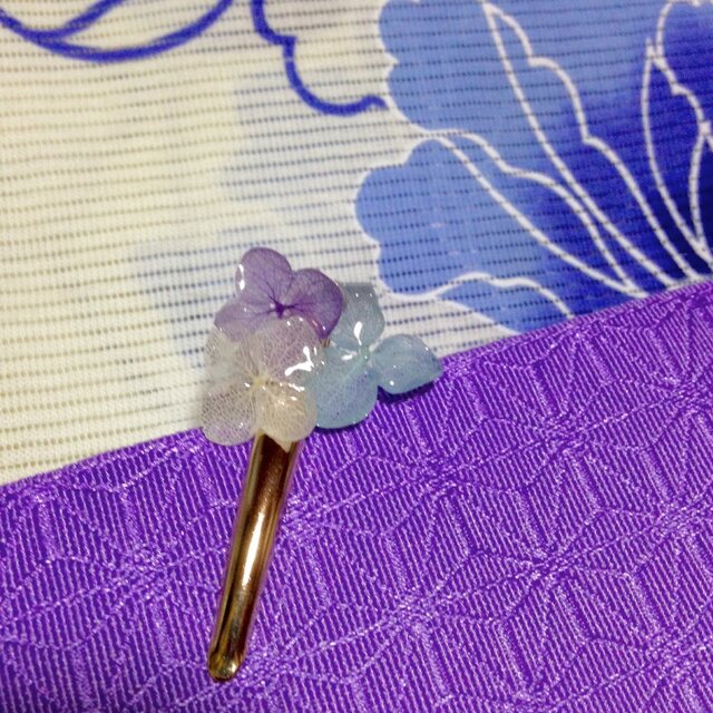 あじさいのピン留め*ブルーアメジスト*の画像1枚目