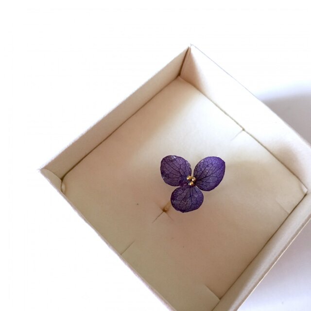 ラピスラズリ*紫陽花のスパイラルピンキーリングの画像1枚目