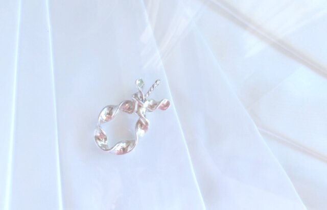 Silver Pendant (Twisted - L)の画像1枚目