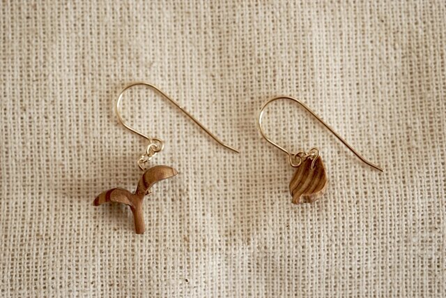 wakabaピアス(14kgf)の画像1枚目