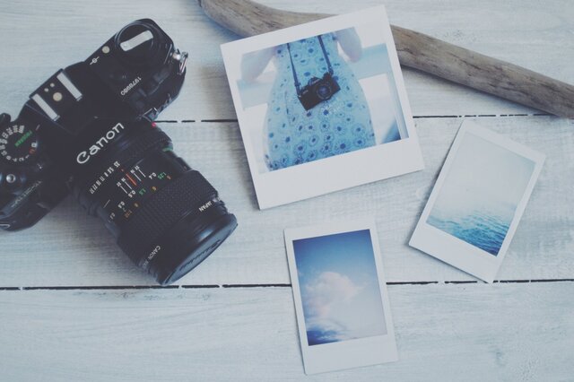 ワンピースとフィルムカメラのポラロイド風 メモ帳の画像1枚目