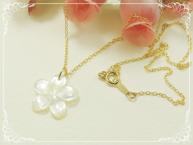 *感謝価格*K14GF***N12*高品質シェル(白色・大)☆桜ネックレスの画像1枚目