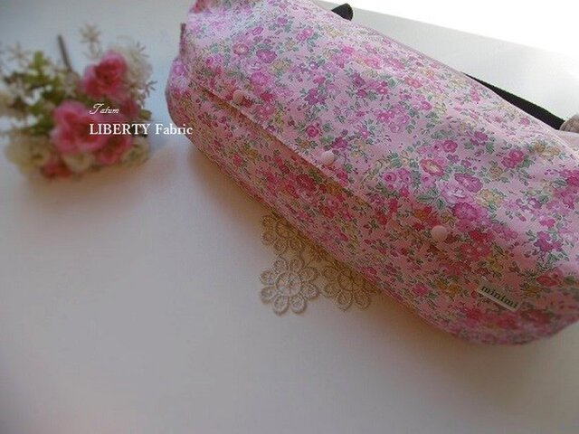 抱っこ紐収納カバー(LIBERTY Fabric)★Sale価格中です★の画像1枚目