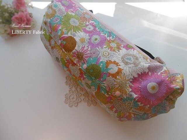 抱っこ紐カバー(LIBERTY Fabric)の画像1枚目