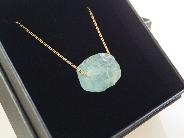 アクアマリン原石◇K10 Gold Necklaceの画像1枚目