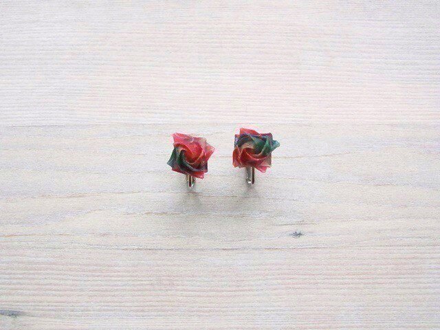 ::: Sol ♯::: おりがみばらイヤリング カラフル の画像1枚目