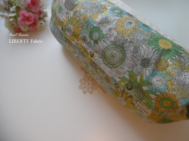 抱っこ紐収納カバー(LIBERTY Fabric)の画像1枚目